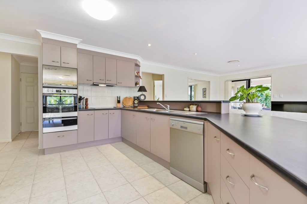 5 Phar Lap Court, Little Mountain QLD 4551 - photo 9