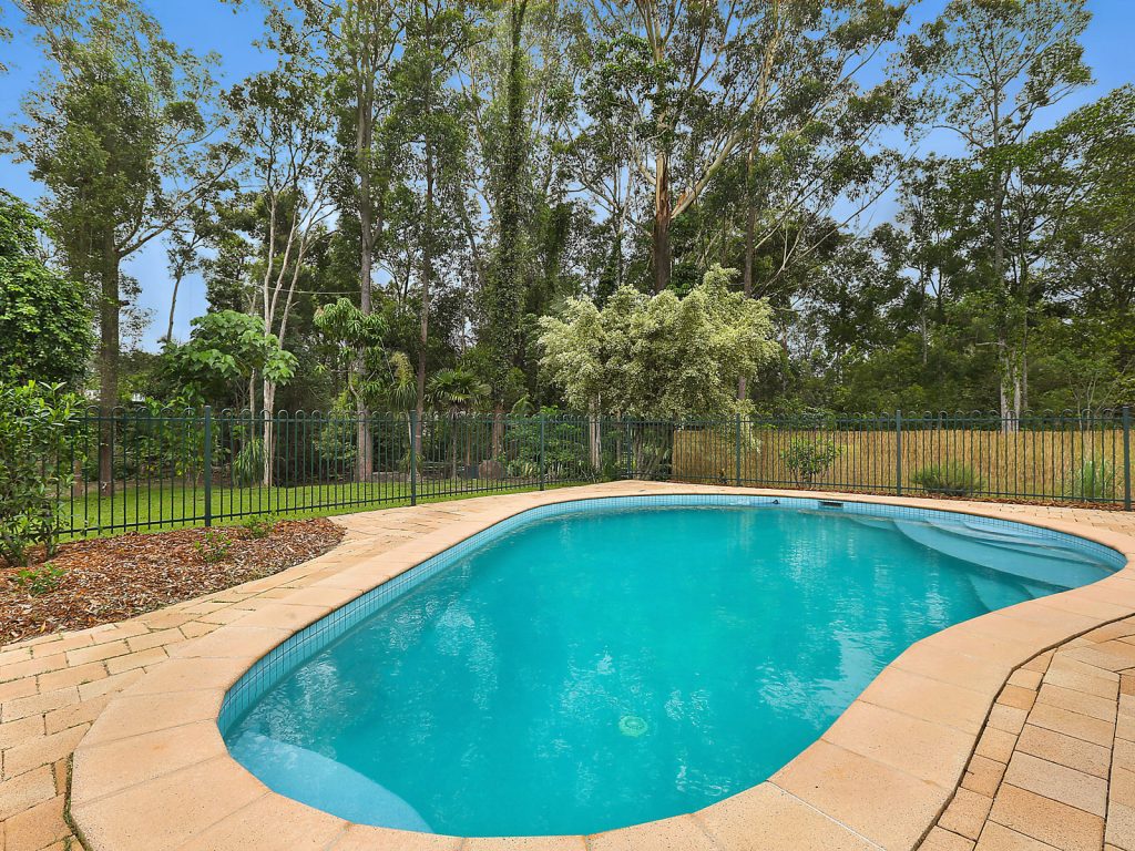 12 Stephenson Court, Beerwah QLD 4519 - photo 2
