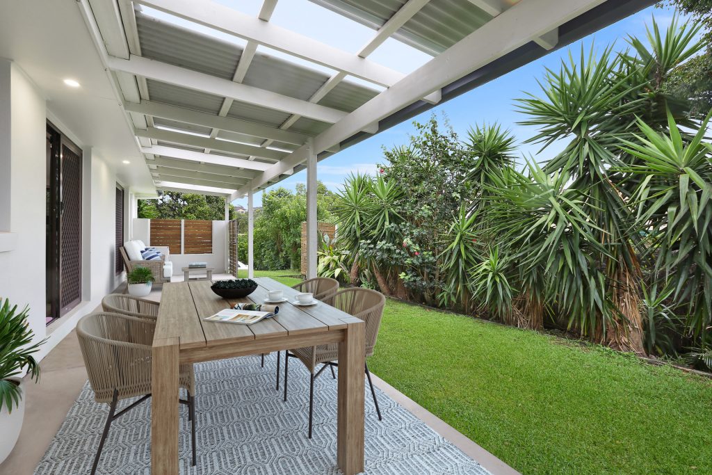 33 Milbong Street, Battery Hill QLD 4551 - photo 2