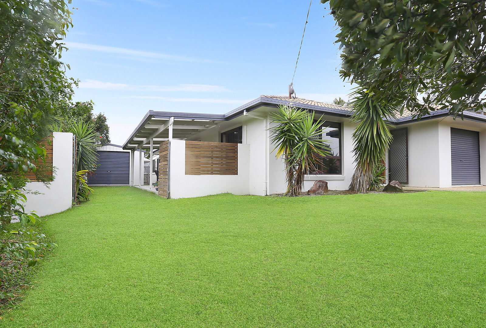 33 Milbong Street, Battery Hill QLD 4551 - photo 3