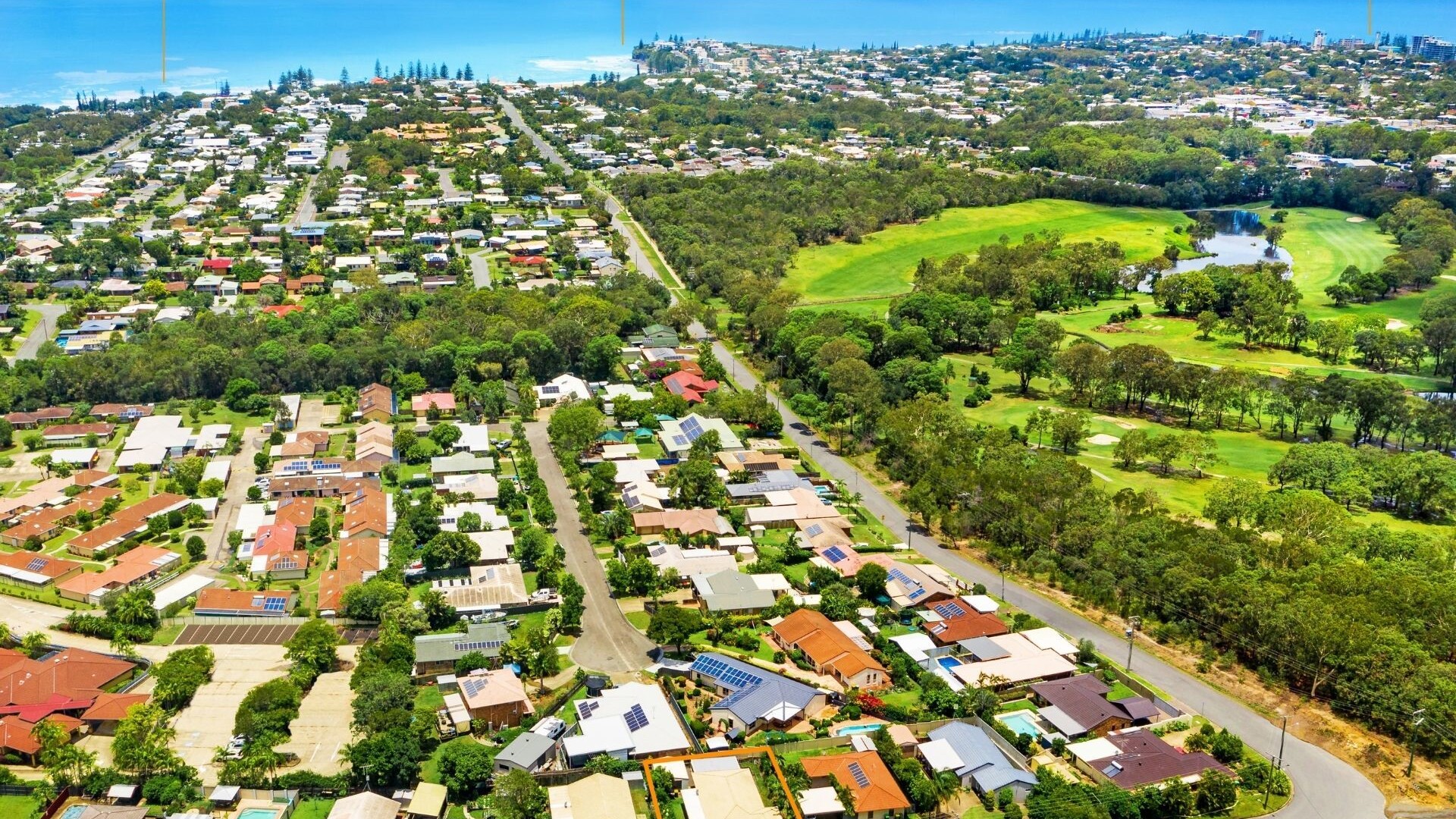 33 Milbong Street, Battery Hill QLD 4551 - photo 4