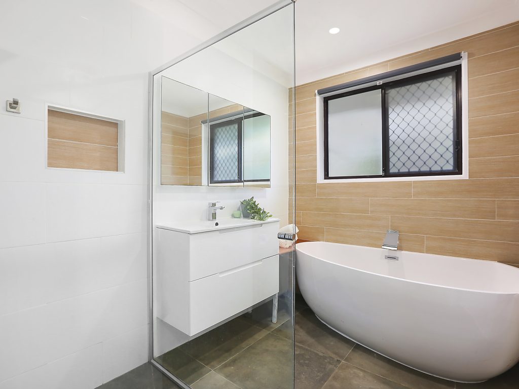 33 Milbong Street, Battery Hill QLD 4551 - photo 10
