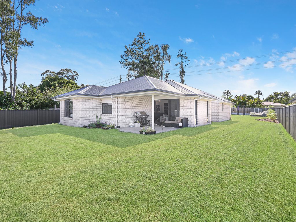 13 Bluegum Street, Landsborough QLD 4550 - photo 5