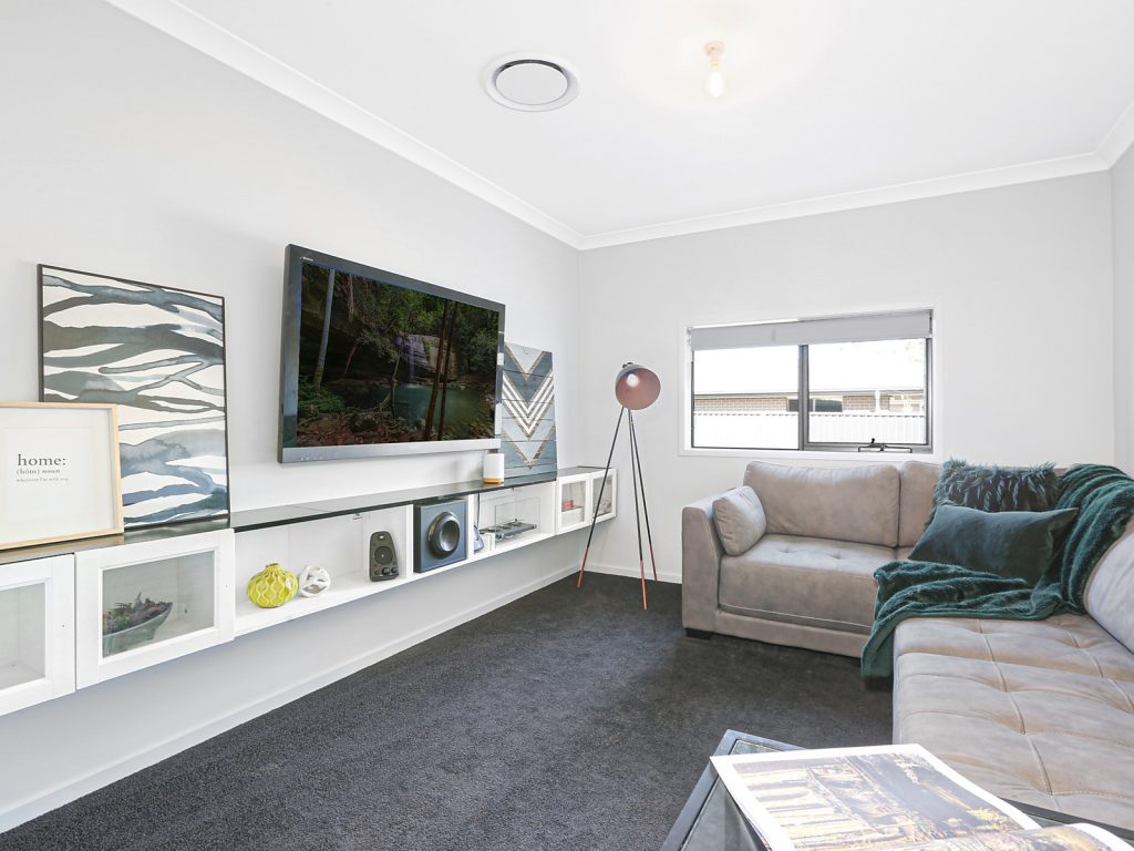 13 Bluegum Street, Landsborough QLD 4550 - photo 6