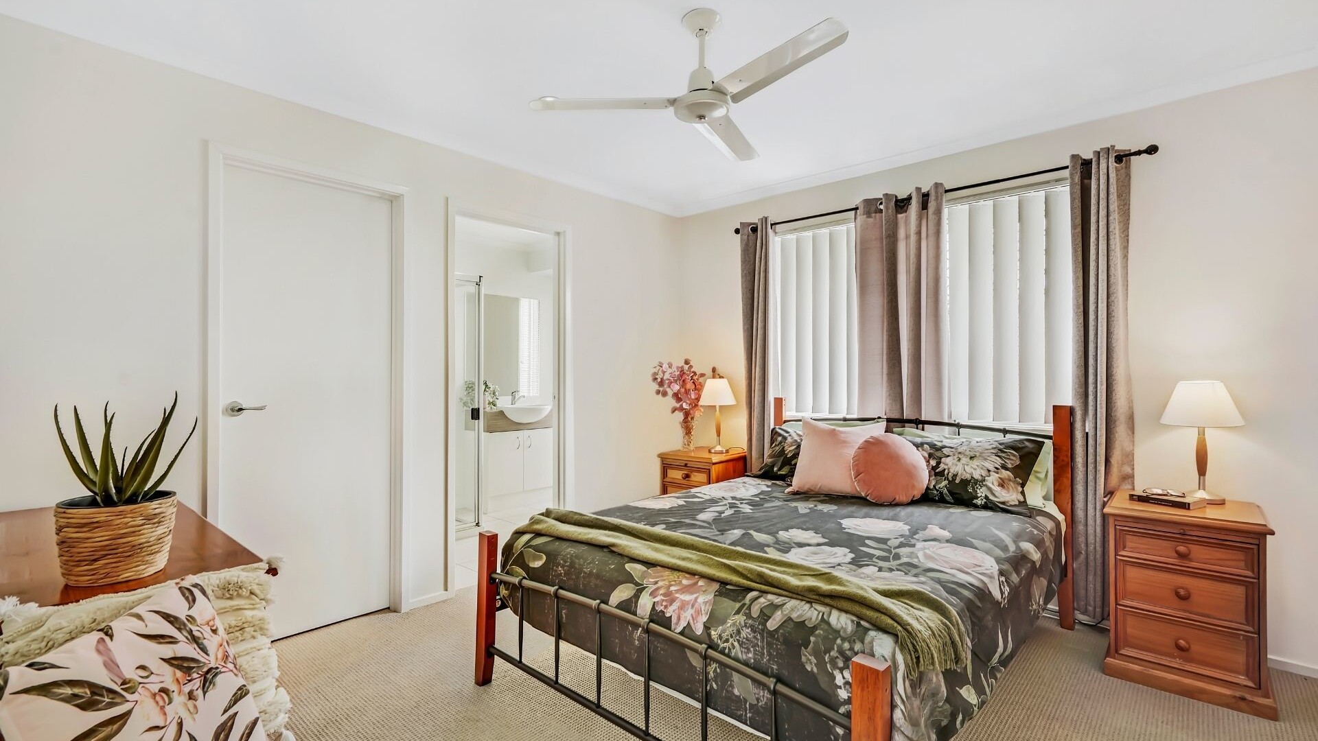 56 Ningi Waters Drive, Ningi QLD 4511 - photo 5