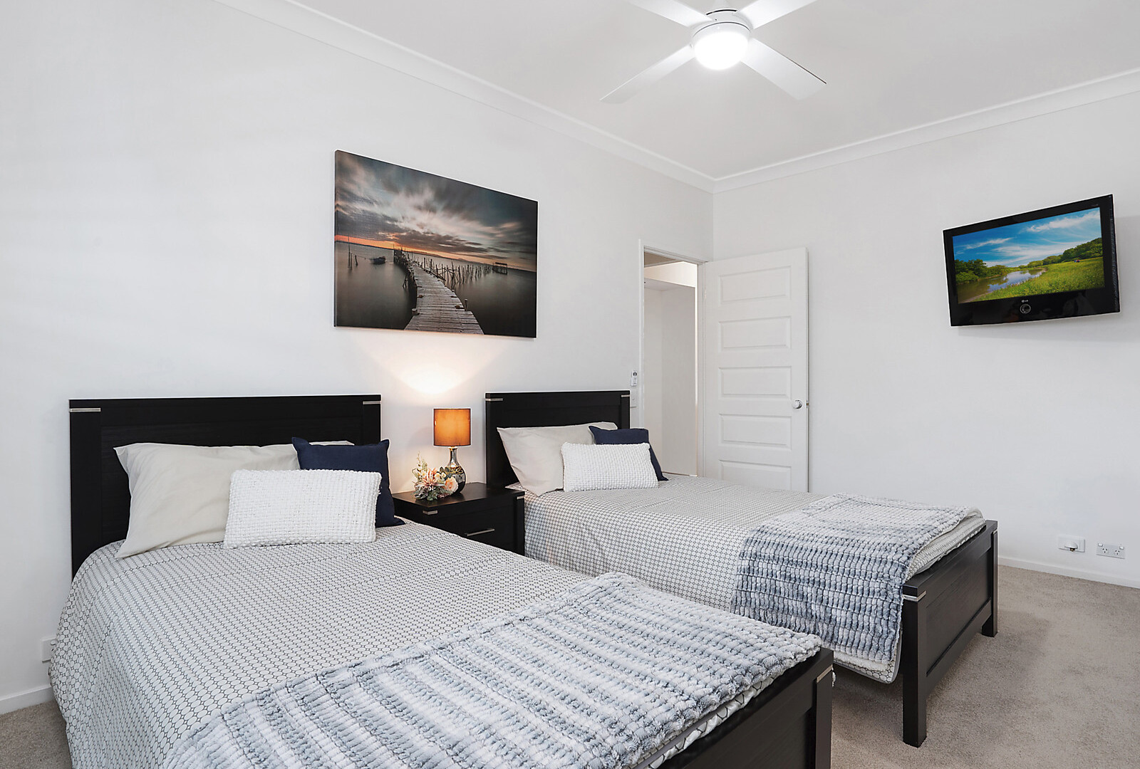 14 Whitehaven Place, Banksia Beach QLD 4507 - photo 11