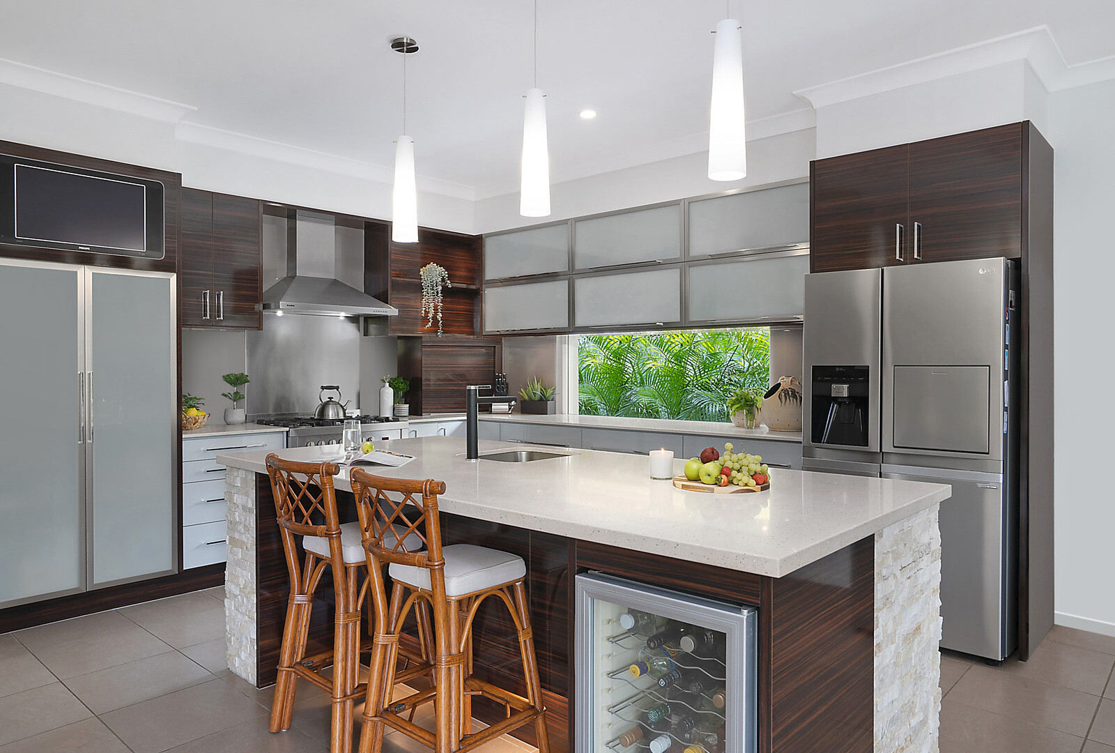 14 Whitehaven Place, Banksia Beach QLD 4507 - photo 3