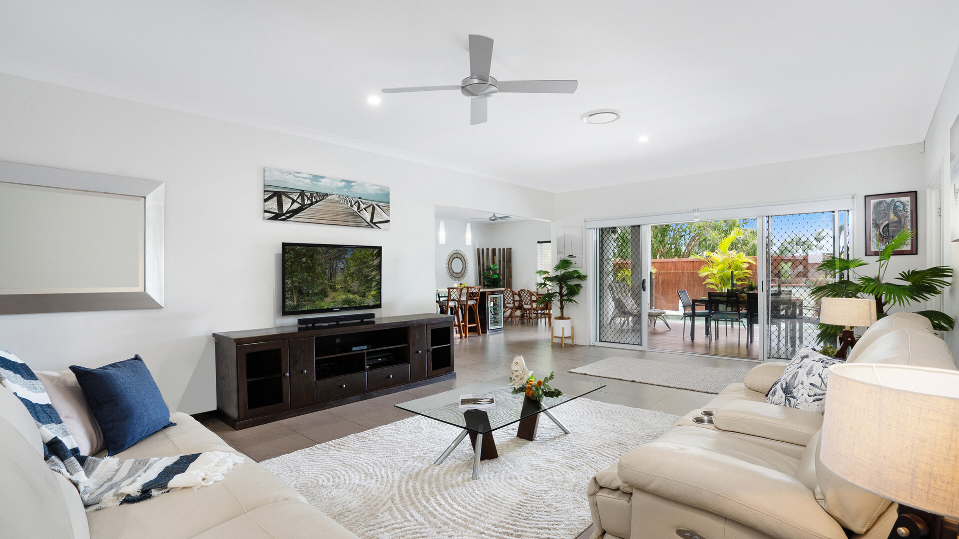 14 Whitehaven Place, Banksia Beach QLD 4507 - photo 5