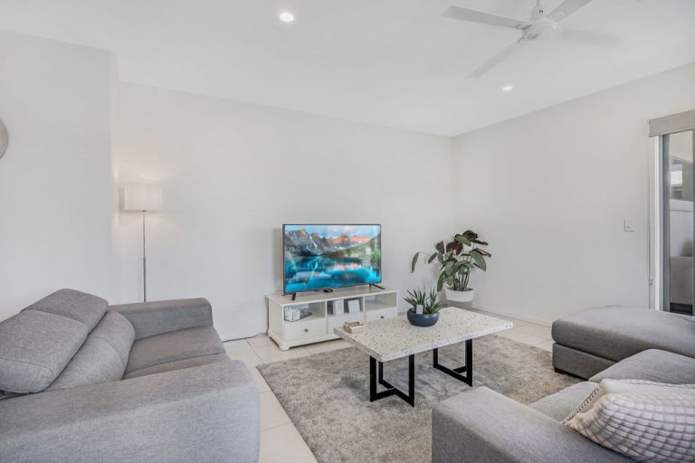 16 Topaz Drive, Caloundra West QLD 4551 - photo 4