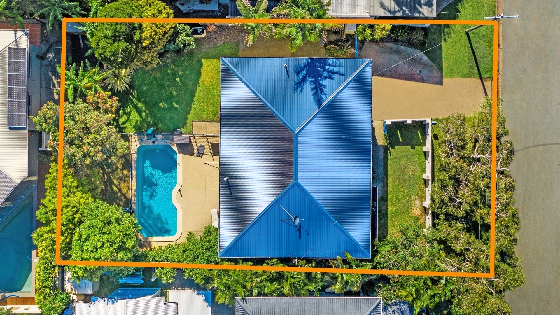 10 Rooke Street, Dicky Beach QLD 4551 - photo 11