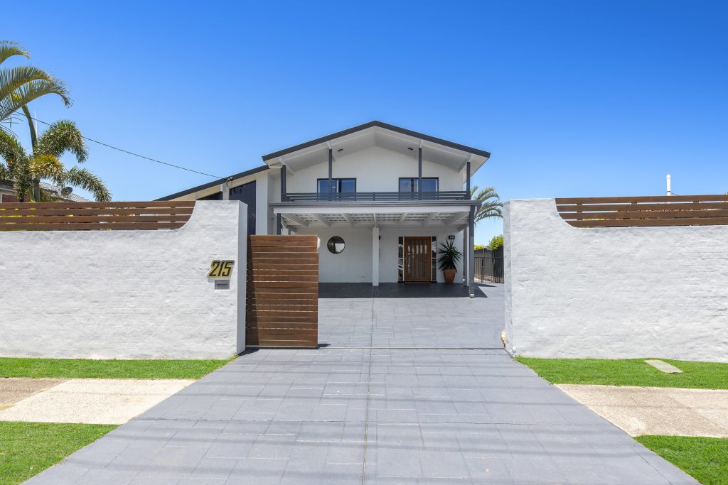 215 Nicklin Way, Warana QLD 4575 - photo 3