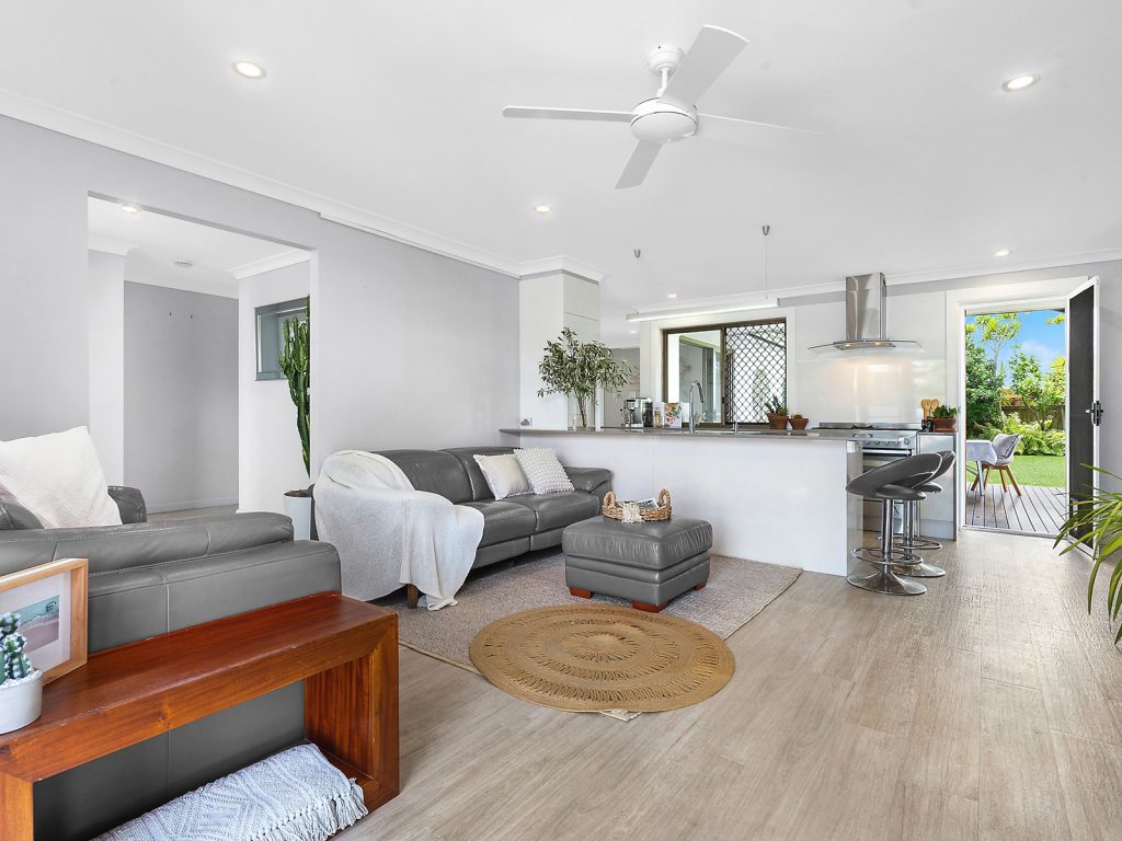 21 Naroon Crescent, Wurtulla QLD 4575 - photo 5