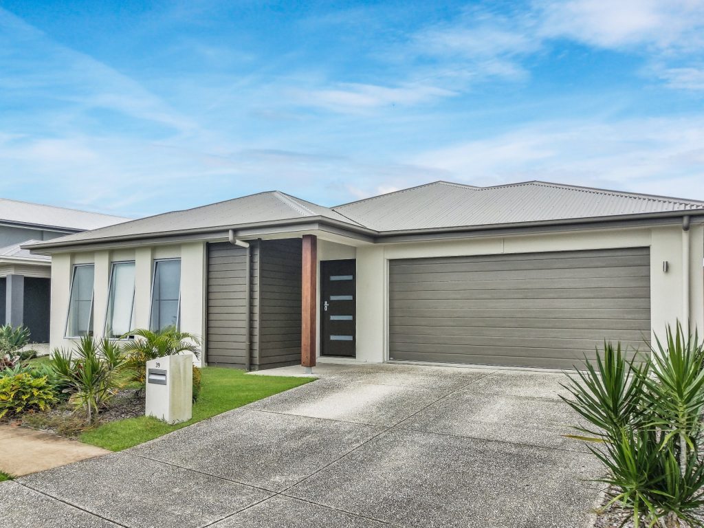 39 Pearl Crescent, Caloundra West QLD 4551 - McGrath Coast & Hinterland