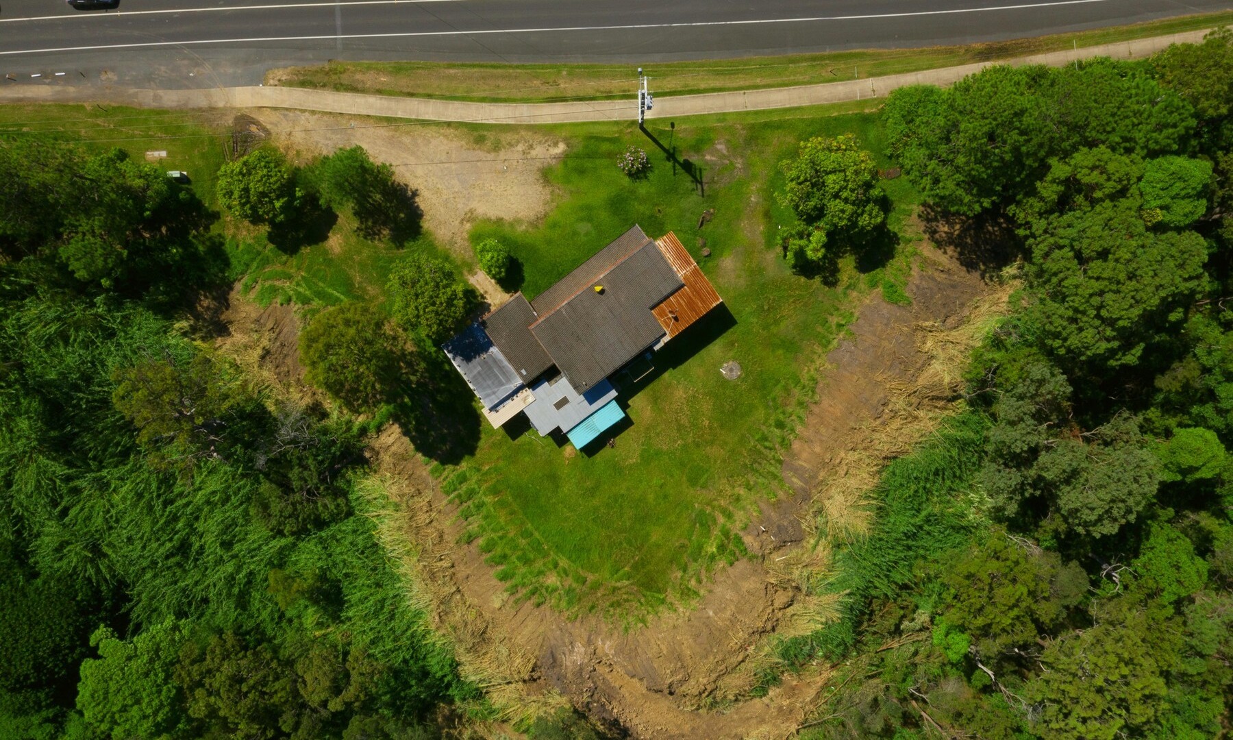 16 Sugar Bag Road, Little Mountain QLD 4551 - photo 5