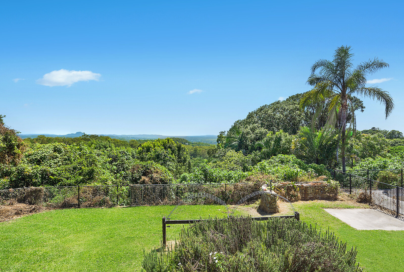 104 Lindsay Road, Buderim QLD 4556 - photo 2