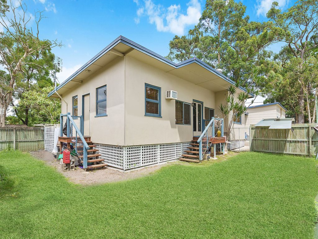 37 Beerwah Parade, Beerwah QLD 4519 - photo 7
