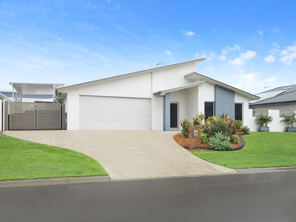 3 Shearwater Crescent, Banksia Beach QLD 4507 - photo 15
