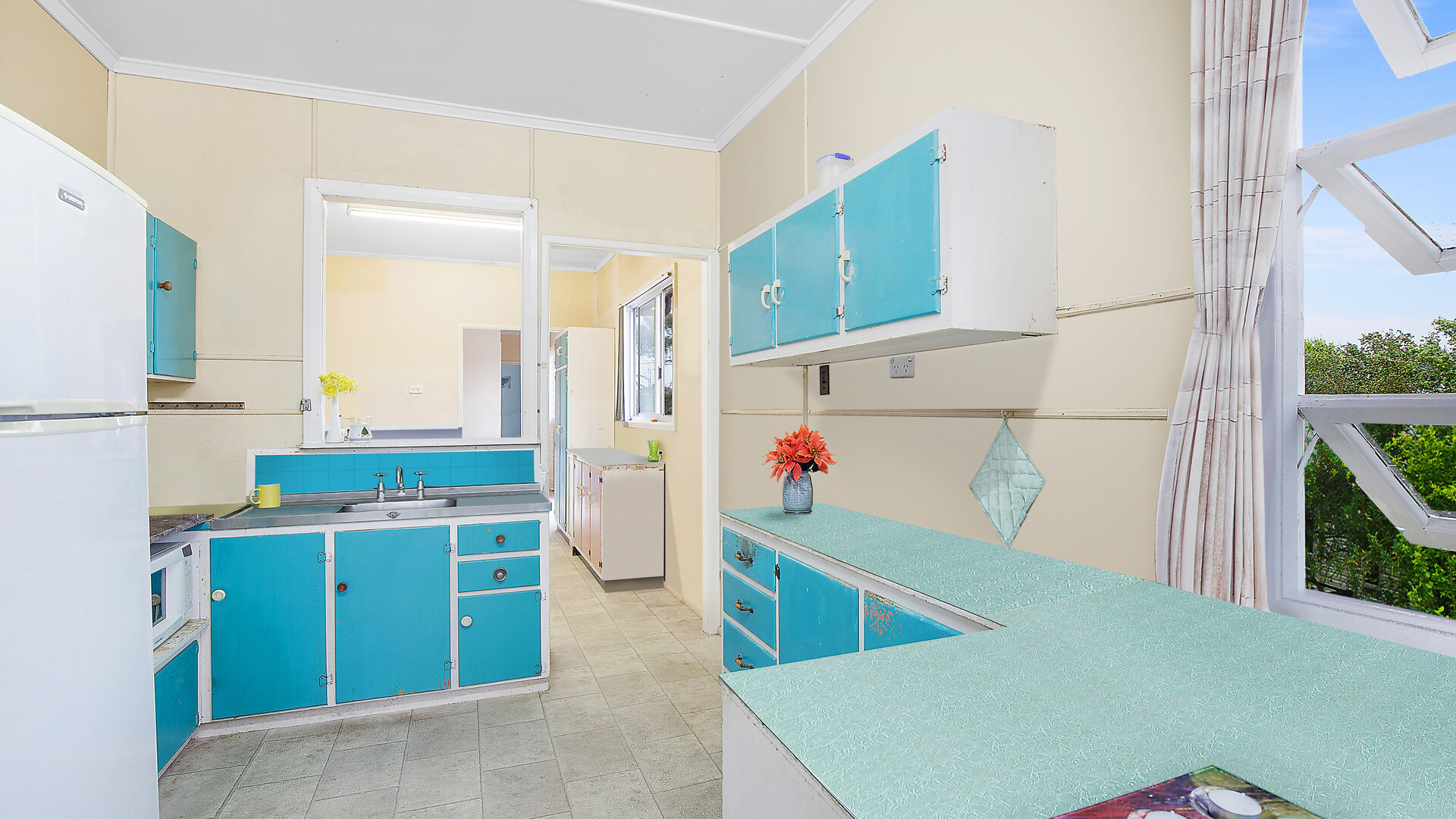 10 Cooroy Street, Dicky Beach QLD 4551 - photo 4