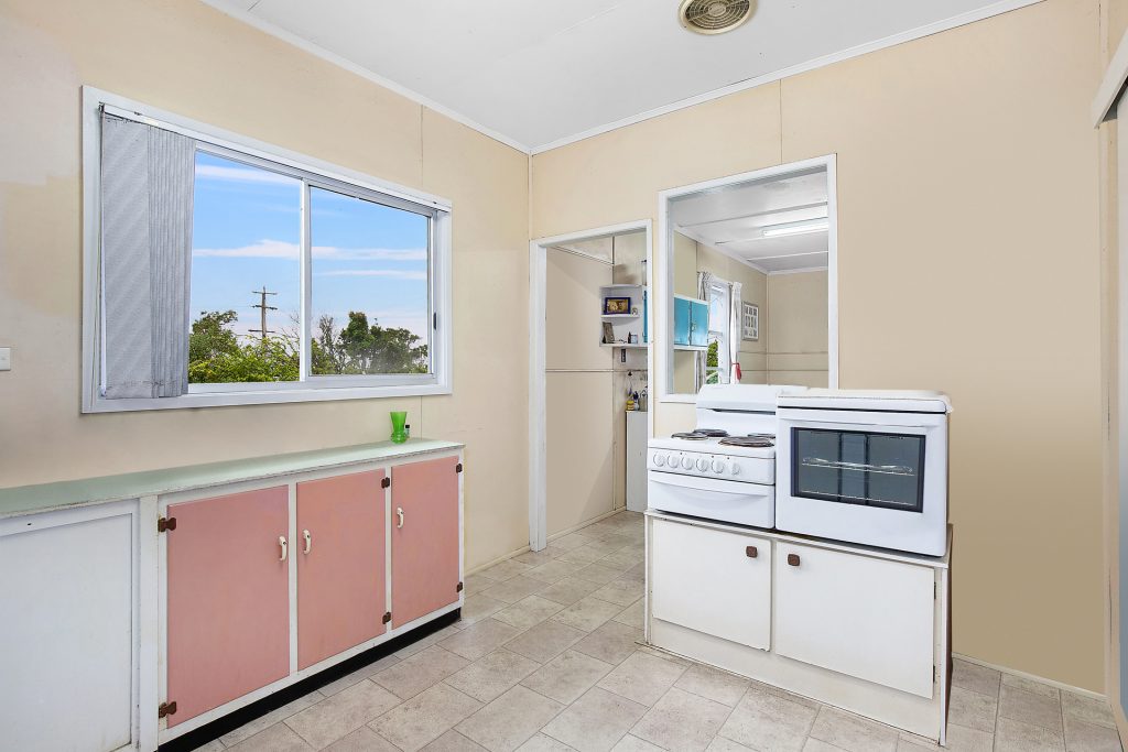 10 Cooroy Street, Dicky Beach QLD 4551 - photo 5