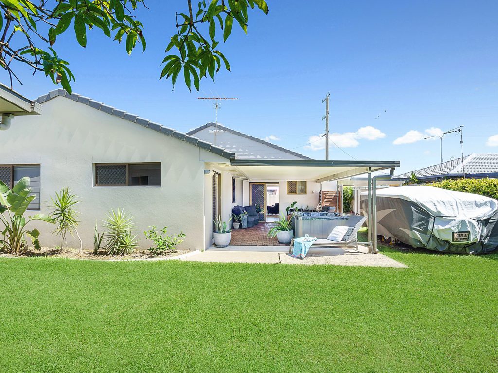 283 Nicklin Way, Warana QLD 4575 - photo 15