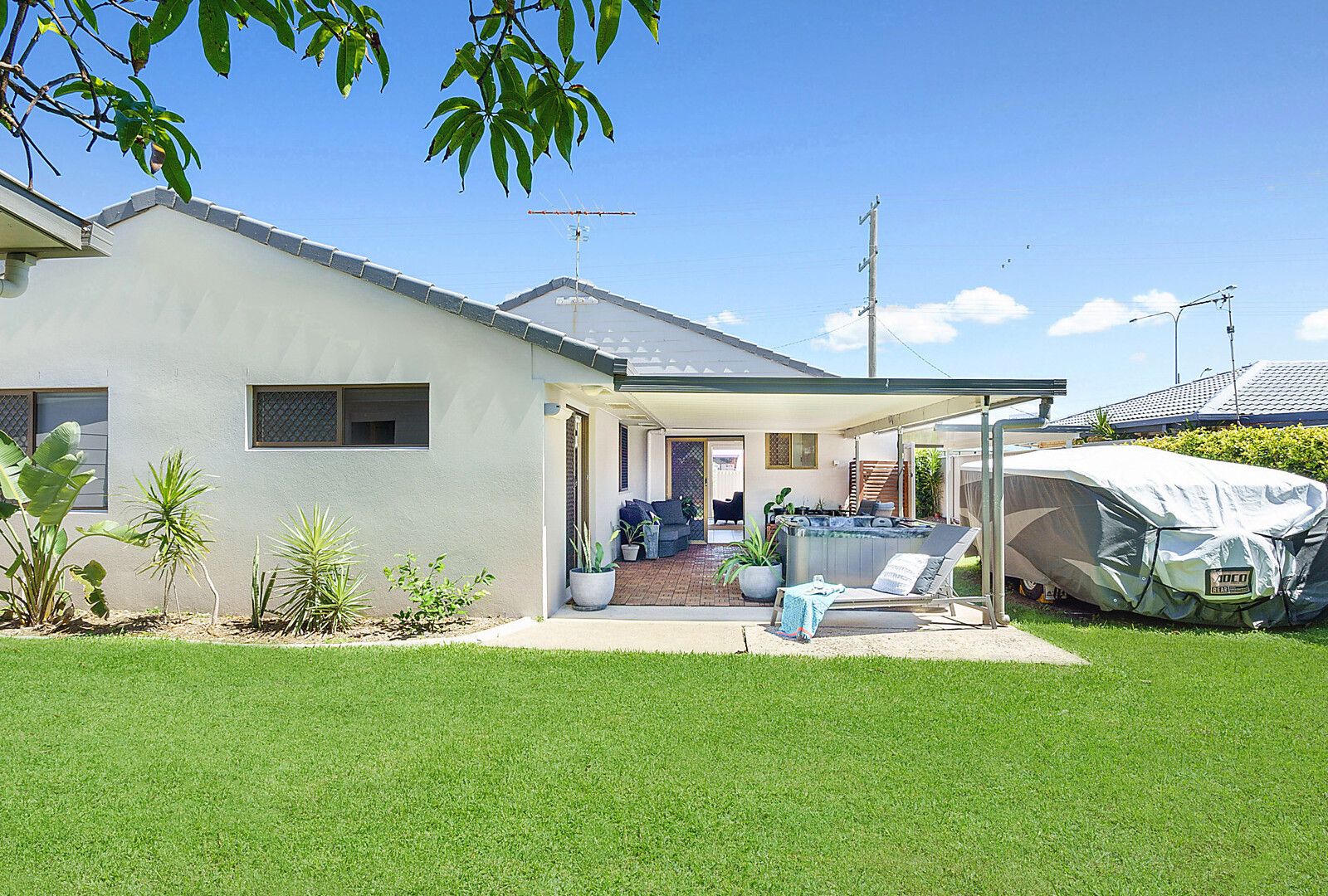 283 Nicklin Way, Warana QLD 4575 - photo 15