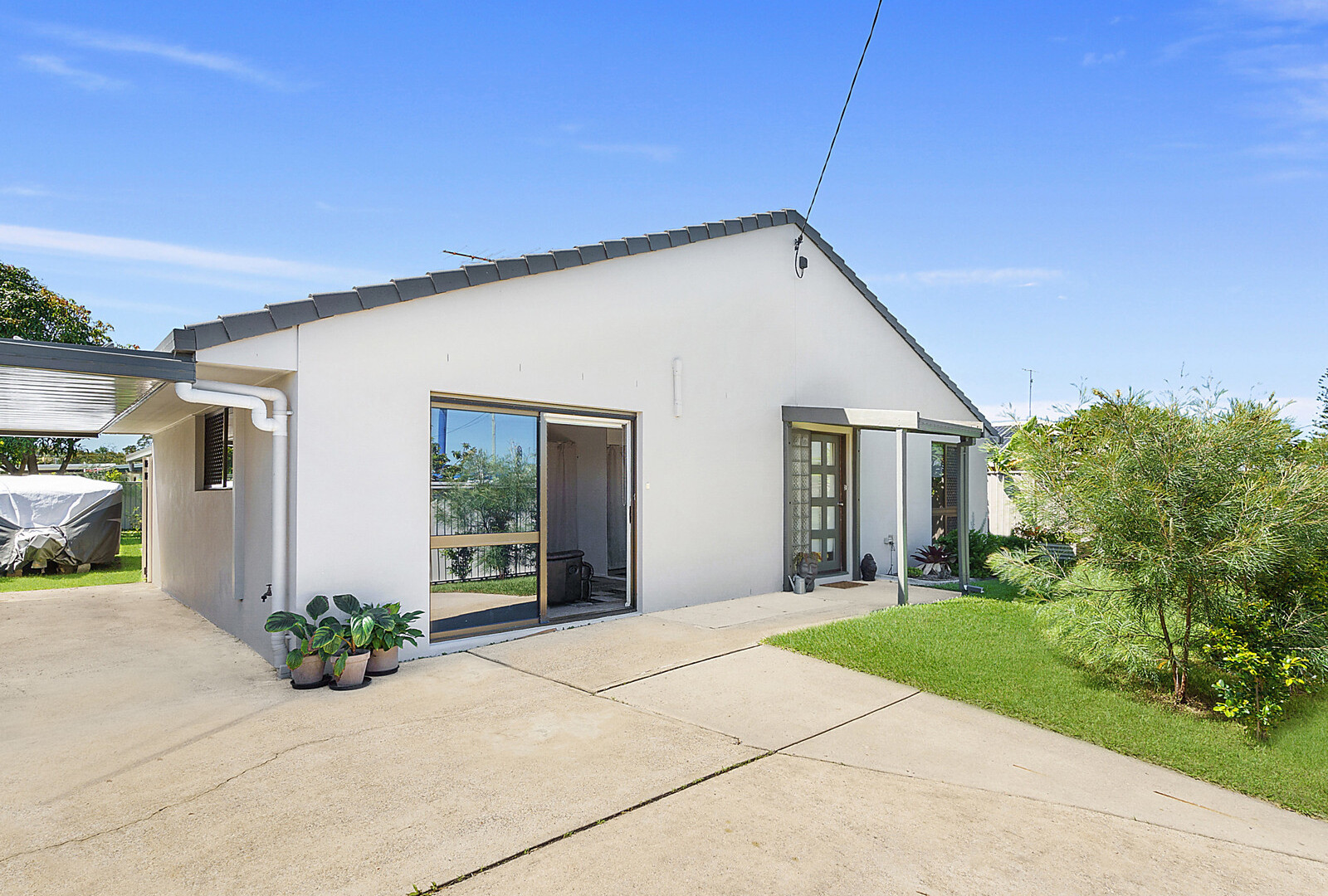 283 Nicklin Way, Warana QLD 4575 - photo 3