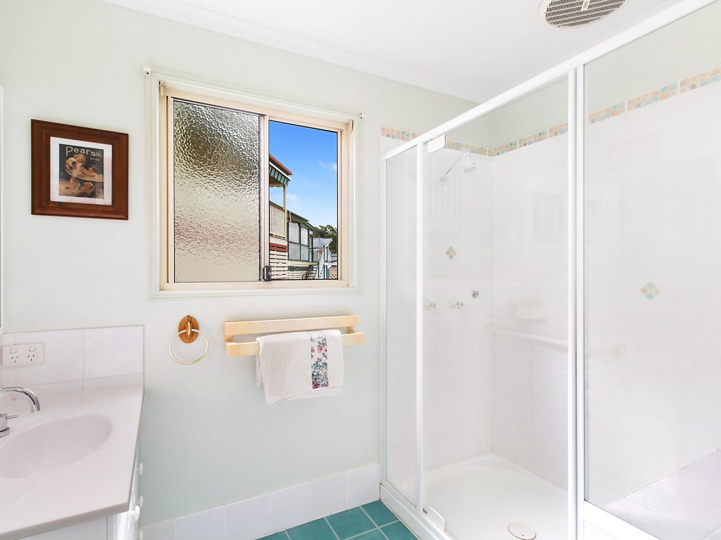 188/72 Mark Road West, Little Mountain QLD 4551 - photo 6