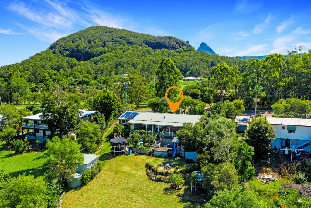 38 Buzaki Road, Glass House Mountains QLD 4518 - photo 6