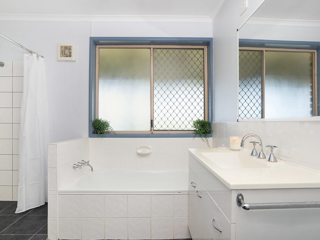 38 Buzaki Road, Glass House Mountains QLD 4518 - photo 8