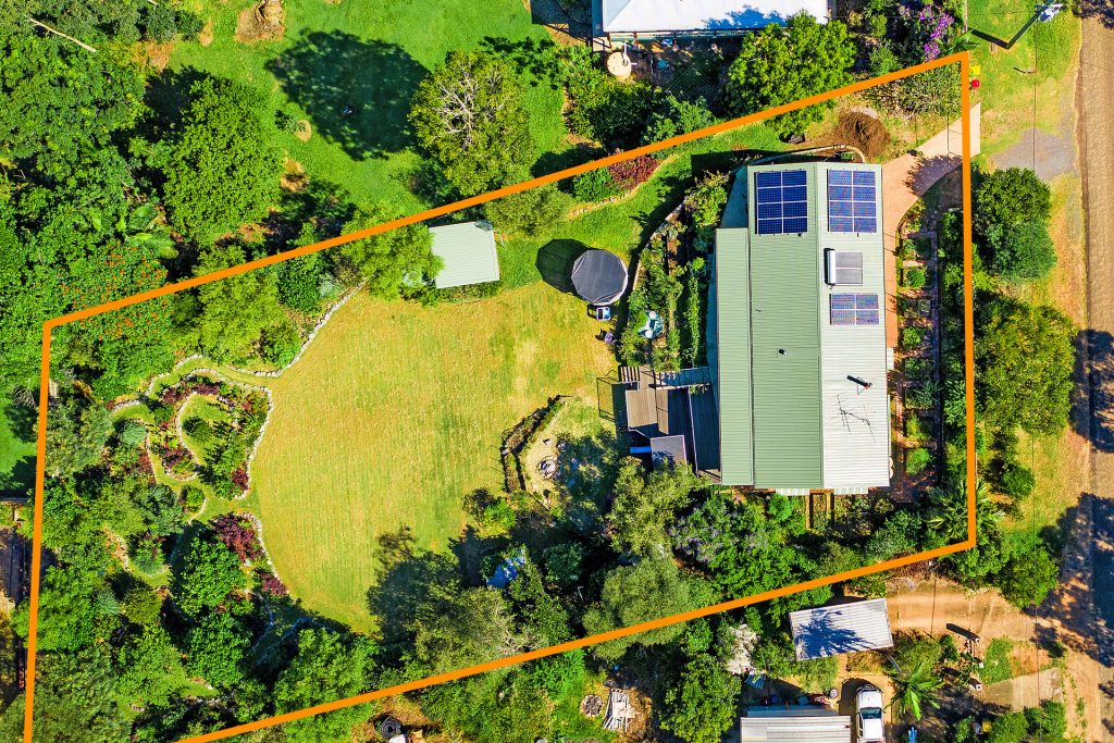 38 Buzaki Road, Glass House Mountains QLD 4518 - photo 10