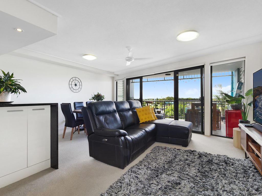 53/11 Innovation Parkway, Birtinya QLD 4575 - photo 3