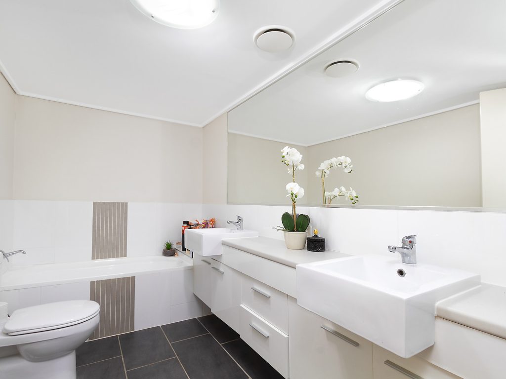 53/11 Innovation Parkway, Birtinya QLD 4575 - photo 5