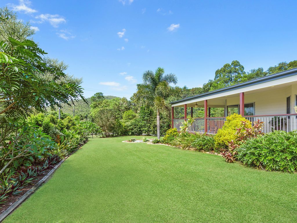 54 Shaws Road, Beerwah QLD 4519 - photo 2