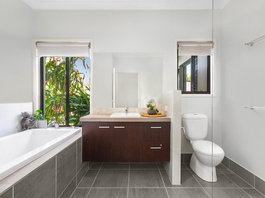44 Allan Avenue, Glass House Mountains QLD 4518 - photo 15