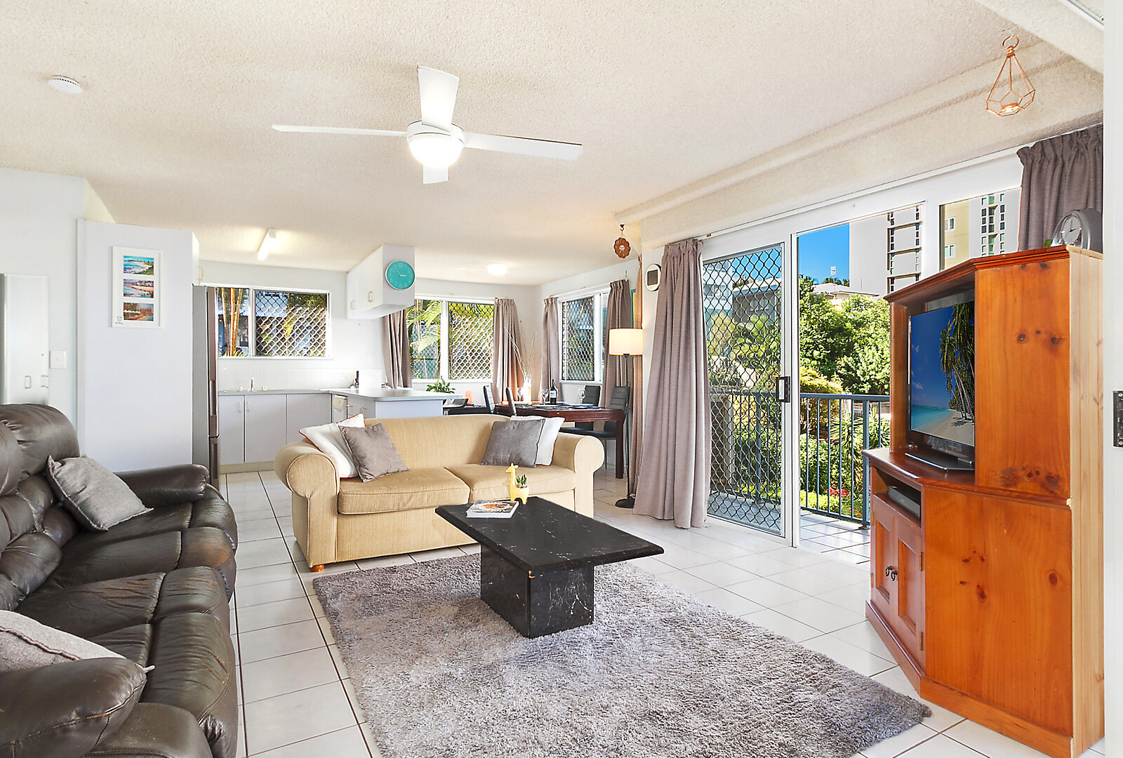 2/17 Verney Street, Kings Beach QLD 4551 - photo 2