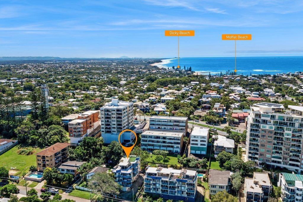 2/17 Verney Street, Kings Beach QLD 4551 - photo 11