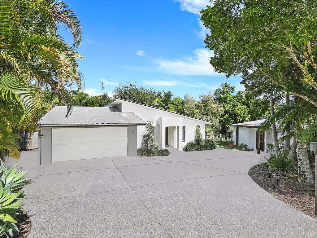 457 Glenview Road, Glenview QLD 4553 - photo 4