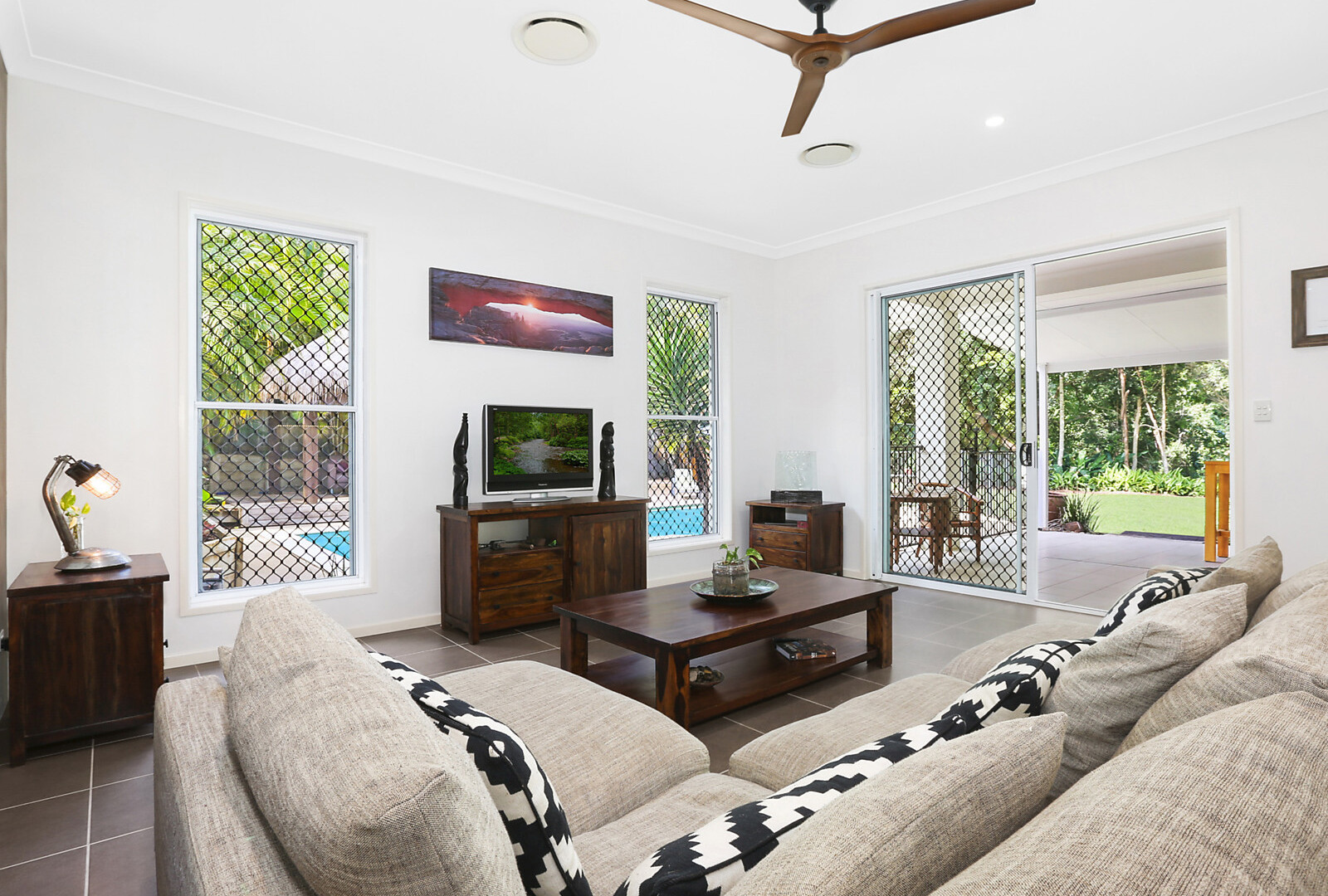 457 Glenview Road, Glenview QLD 4553 - photo 5