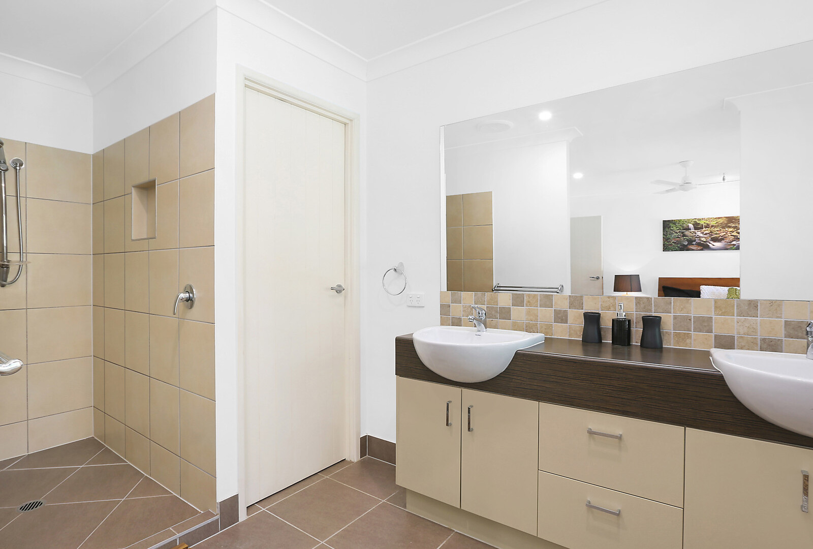 457 Glenview Road, Glenview QLD 4553 - photo 10