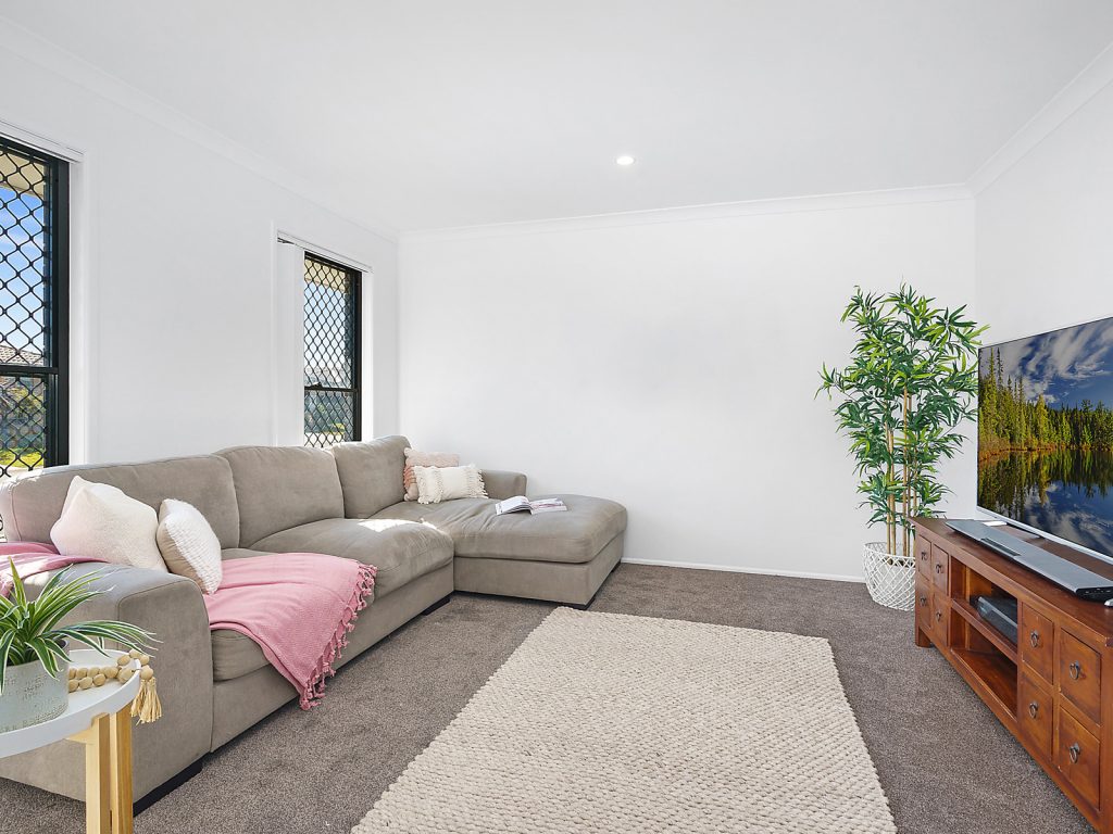 25 Cod Circuit, Bongaree QLD 4507 - photo 5