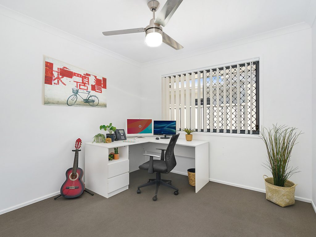 25 Cod Circuit, Bongaree QLD 4507 - photo 7
