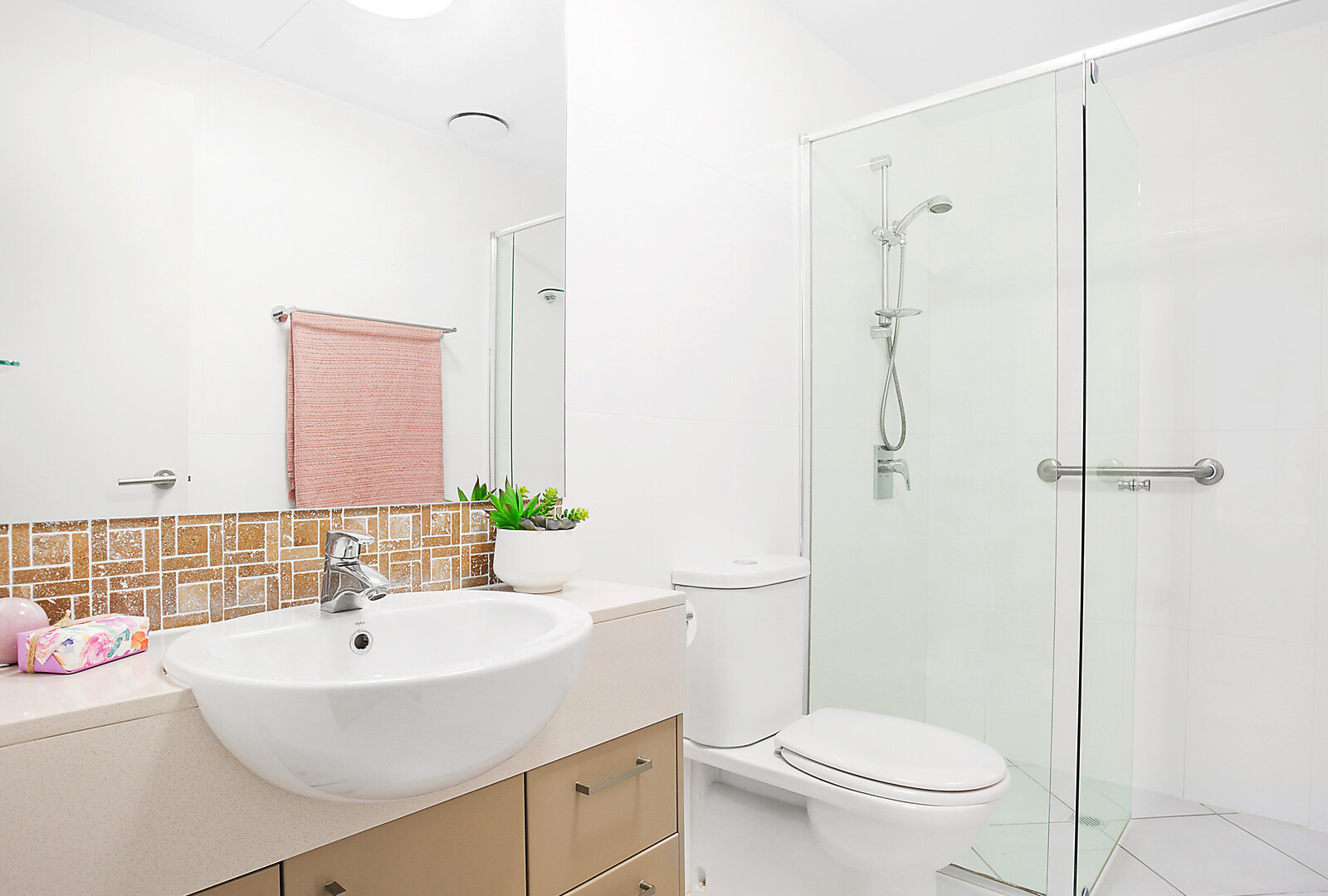 42/7 Canberra Terrace, Kings Beach QLD 4551 - photo 10