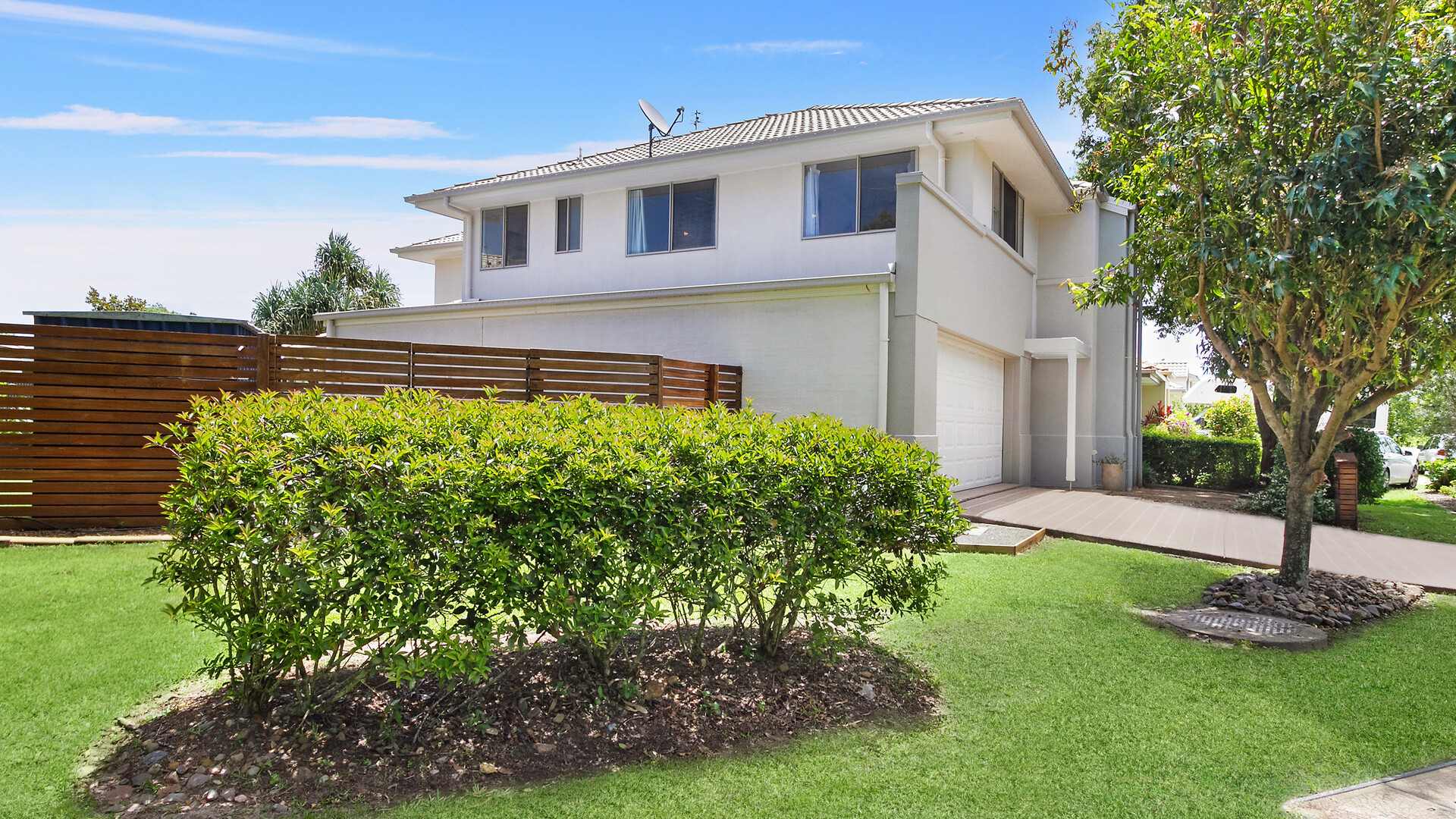 38 Alicia Circuit, Little Mountain QLD 4551 - photo 2
