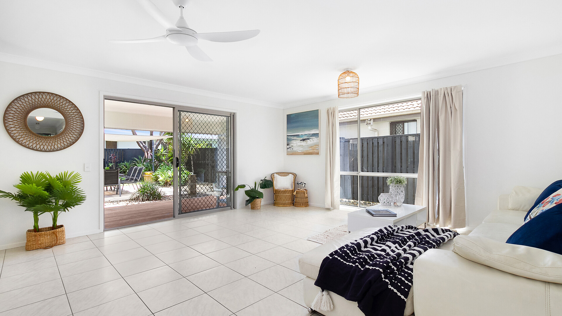 38 Alicia Circuit, Little Mountain QLD 4551 - photo 5