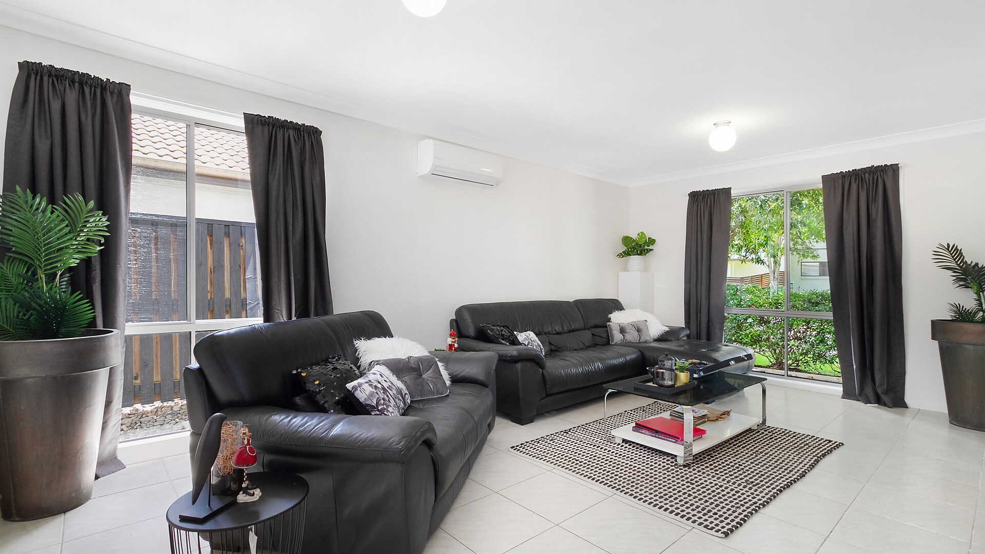 38 Alicia Circuit, Little Mountain QLD 4551 - photo 6