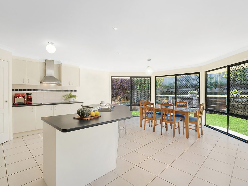 25 Smerdon Way, Glass House Mountains QLD 4518 - photo 3
