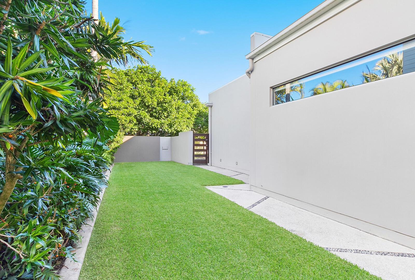 5 Melos Place, Kawana Island QLD 4575 - photo 14