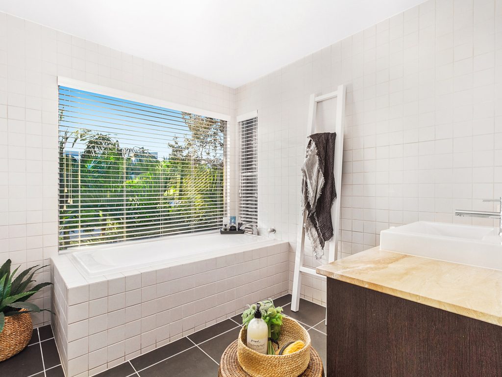 5 Melos Place, Kawana Island QLD 4575 - photo 16