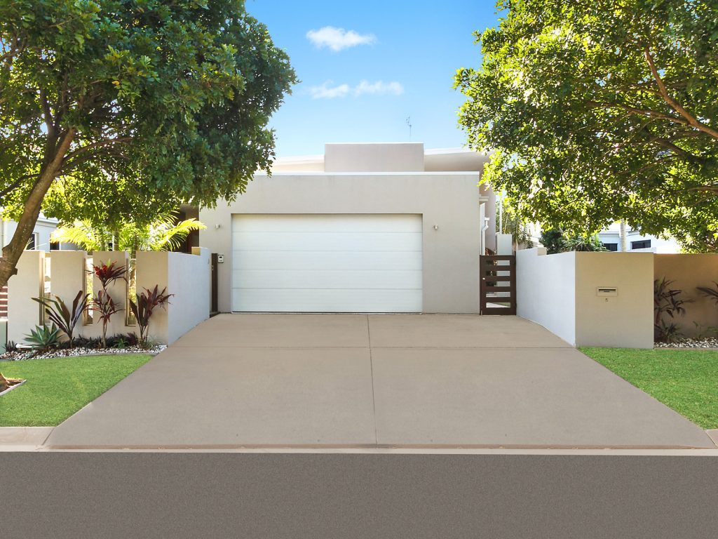 5 Melos Place, Kawana Island QLD 4575 - photo 4