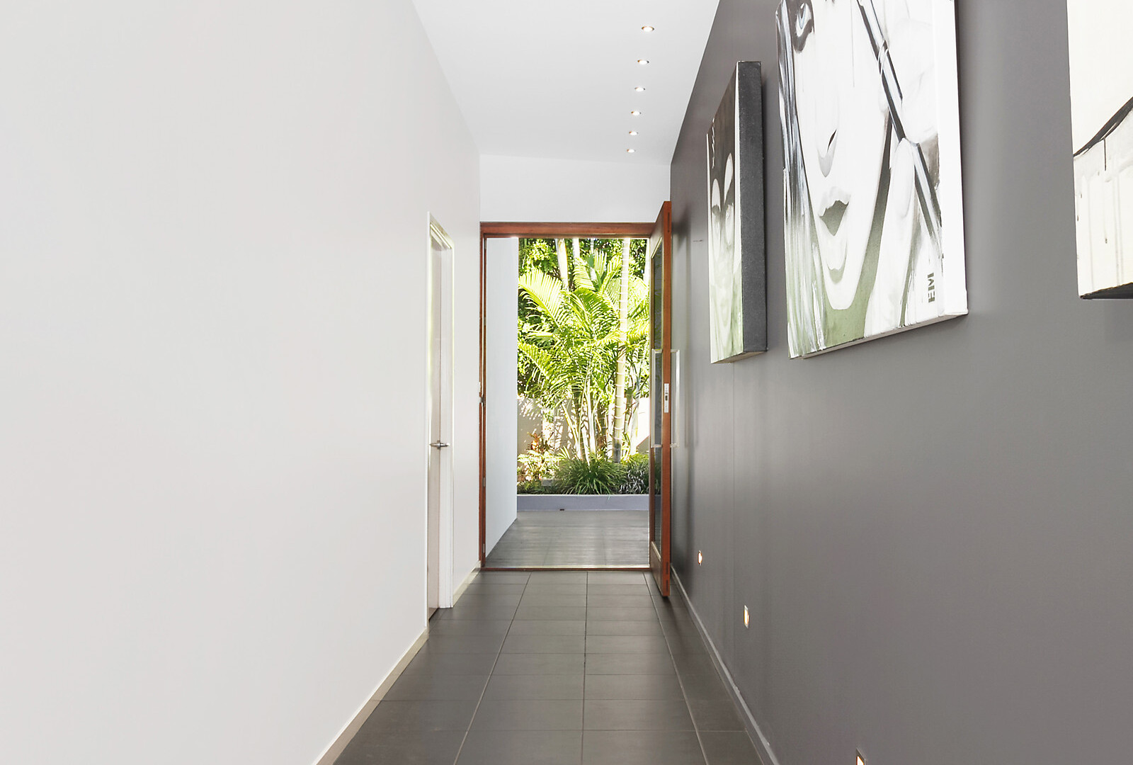 5 Melos Place, Kawana Island QLD 4575 - photo 5